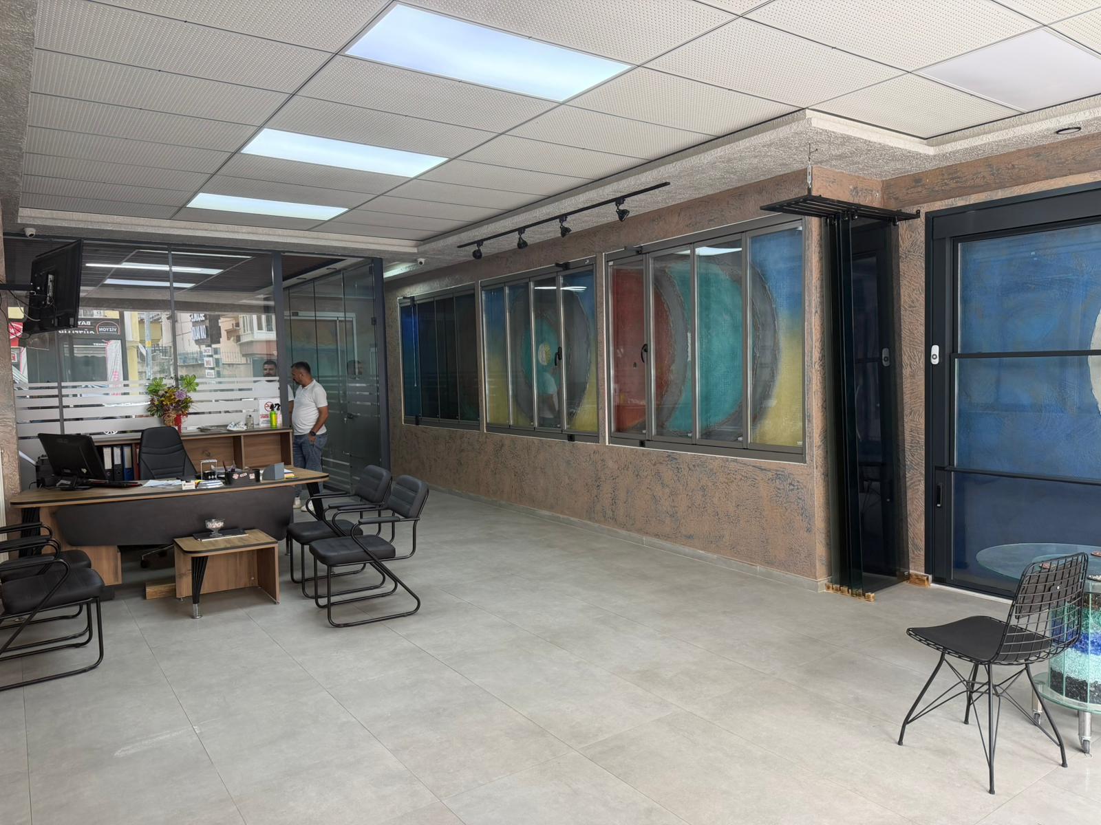 Seçkinler Cam Balkon showroom